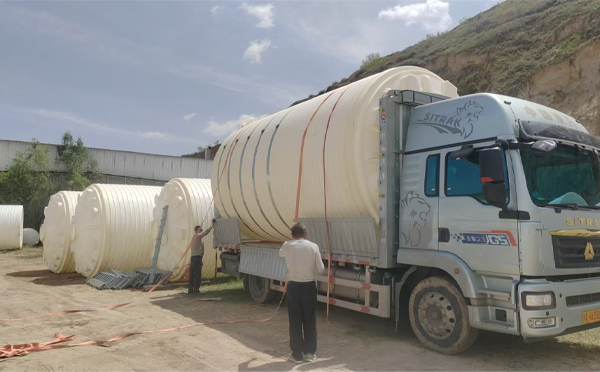 合作立式运输桶装车中