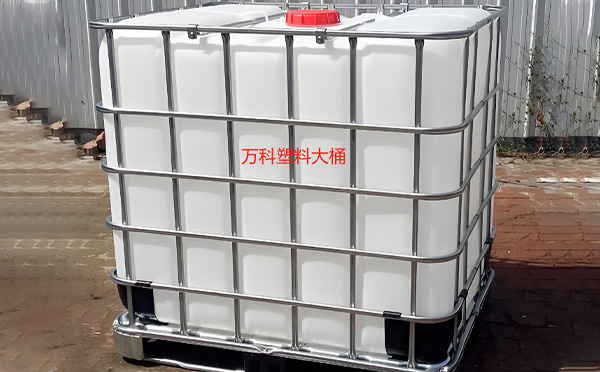 满足多元行业需求的包装解决方案:合作塑料方桶的定制化应用解析 满足多元行业需求的包装解决方案:合作塑料方桶的定制化应用解析